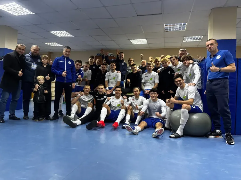 «Динамо» разгромило «Сибирь» 6:1 и возглавило таблицу