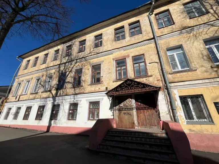 В Кирове выставили на торги помещение в доме революционерки Сталь