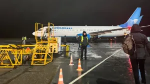В аэропорту Победилово подготовили технику к снегопадам и гололёду